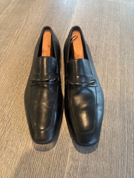 Men's Dress Shoe - 10M - Hugo Boss - $70 with free shoe trees - Picture 1 of 4